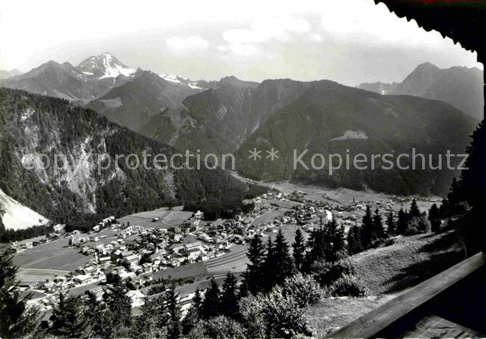 Mayrhofen Zillertal Blick auf Zimmereben Ahornspitze und Tristner