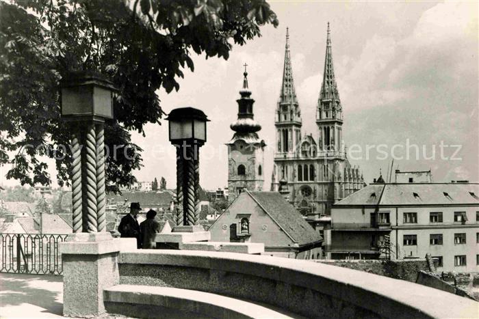 Zagreb Blick zur Kathedrale