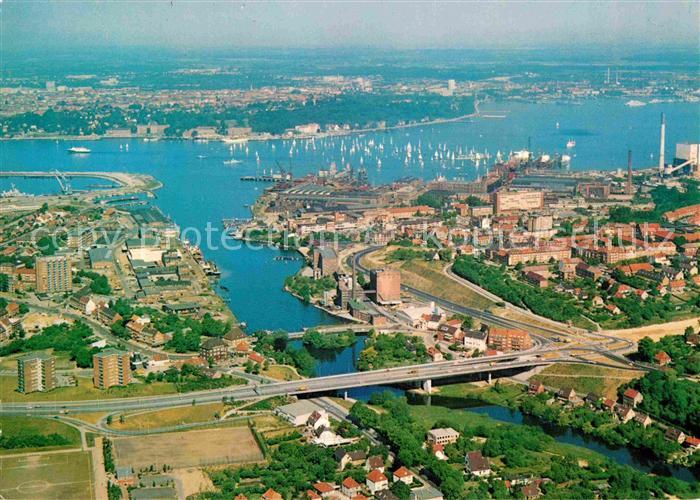 KIEL  CITY Schwentine und Segelregatta auf der Foerde Landeshauptstadt Fliegerau