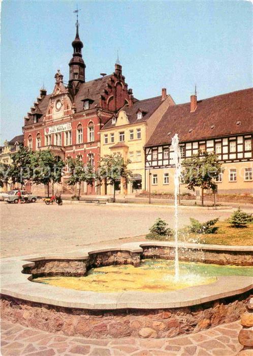 Dahlen Sachsen Blick zum Rathaus Brunnen
