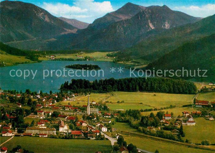 Schliersee mit Jaegerkamp und Brecherspitze Bayerische Alpen Fliegeraufnahme