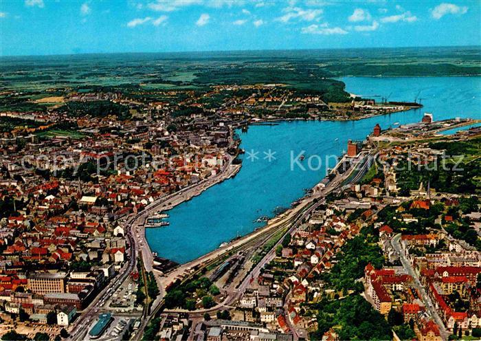 Flensburg Fliegeraufnahme Stadt und Foerde