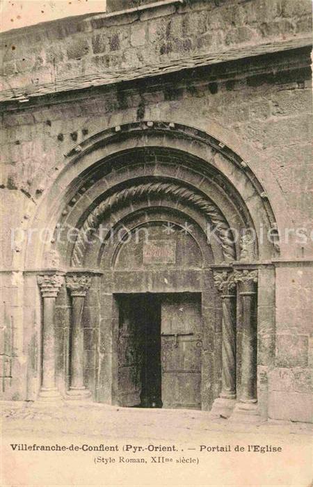 Villefranche-de-Conflent Portail de L_Eglise