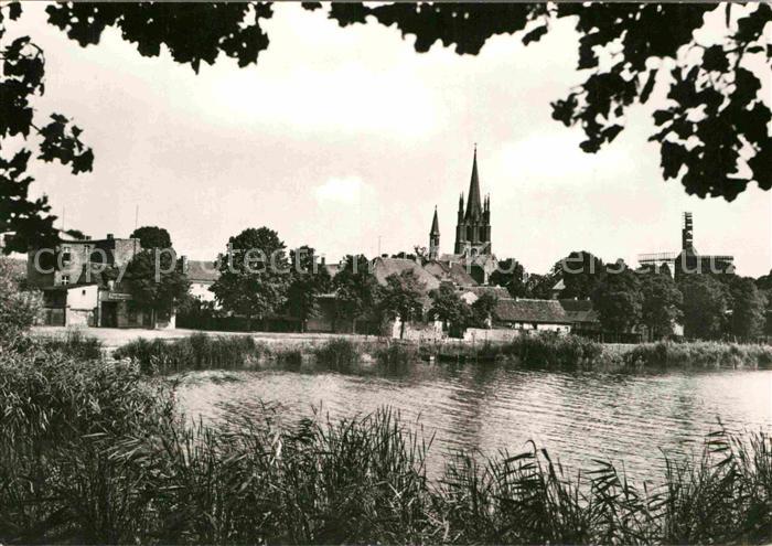 Werder Havel Havelpartie mit Kirche
