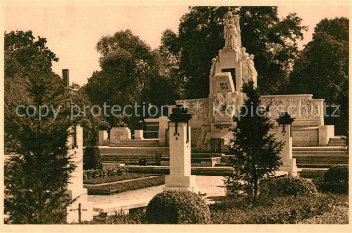 Vierzon Monument aux Morts H. Karcher architecte et statuaire