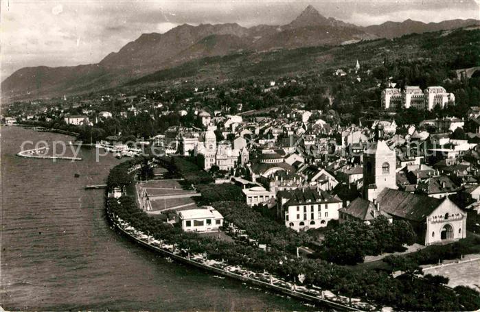 Evian-les-Bains Haute Savoie Vue generale aerienne au fond les remises et la Den