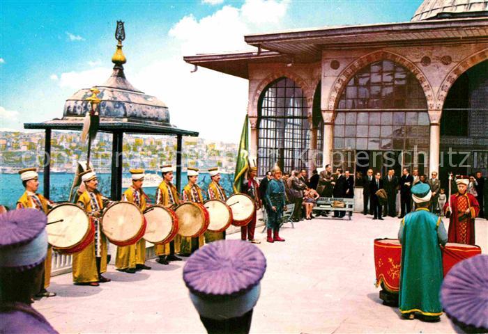 Istanbul Constantinopel Mehter Turkish ancien military music and Topkapi the Bag