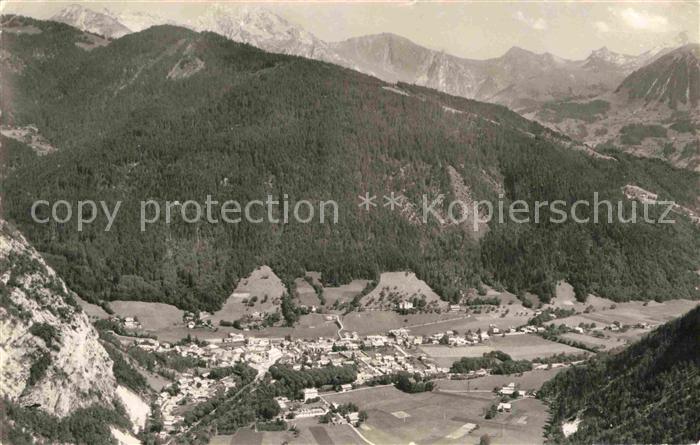 Thones Vue generale aerienne au fond la Tourne