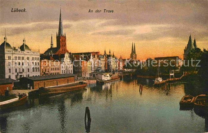 LueBECK  CITY Partie an der Trave