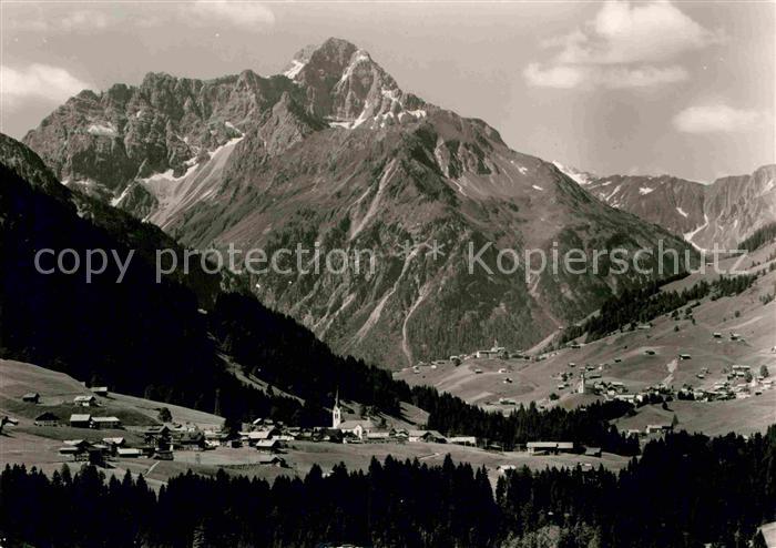 Riezlern Kleinwalsertal Vorarlberg Hirschen und Mittelberg mit Widderstein Alpen