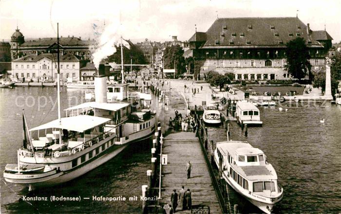 Konstanz Bodensee Hafenpartie mit Konzil