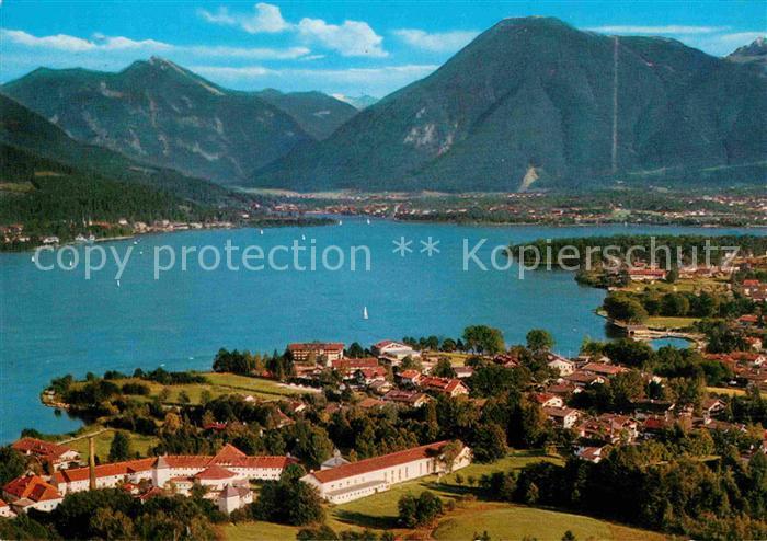 Bad Wiessee Fliegeraufnahme am Tegernsee mit Wallberg und Bodenschneid