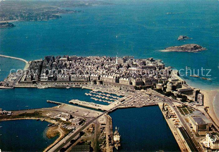 Saint-Malo 35 Fliegeraufnahme mit Hafen