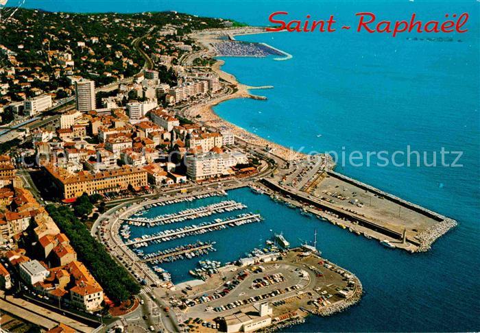 Saint-Raphael Var Fliegeraufnahme mit Hafen