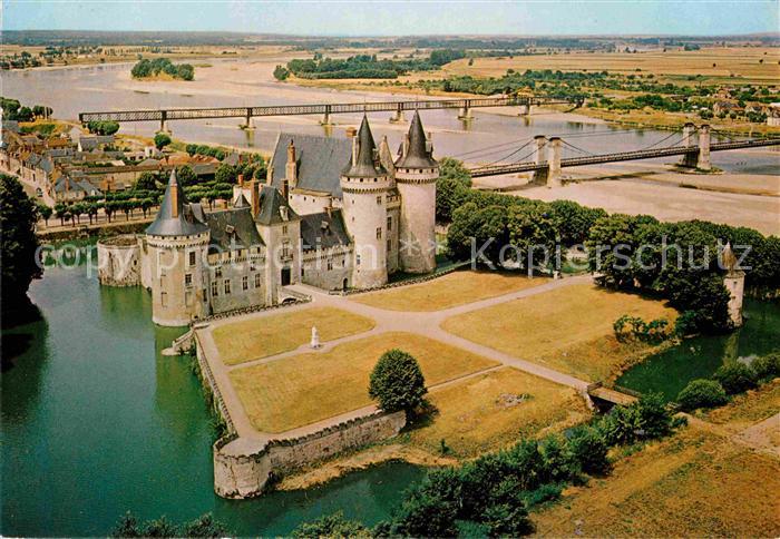 Sully Saone-et-Loire Fliegeraufnahme Chateau