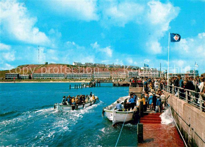 HELGOLAND Insel Schleswig-Holstein Ausbootung Landungsbruecke