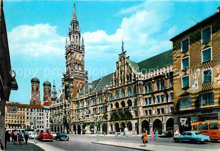 Muenchen Bayern Rathaus Frauenkirche