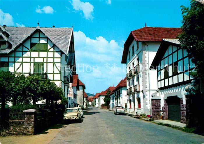 Burguete Hotel Loizu y carretera de Francia