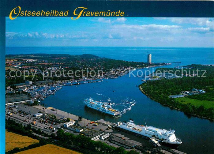 Travemuende Ostseebad Fliegeraufnahme mit Hafen