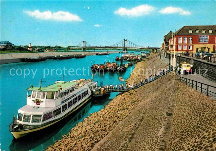 Duisburg Ruhr Ruhrorter Hafen mit Schifferboerse