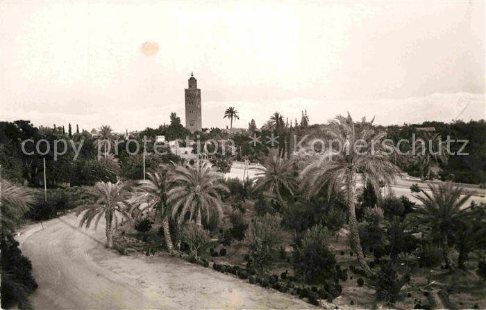 Marrakech Marrakesch La Koutoubia et L Atlas