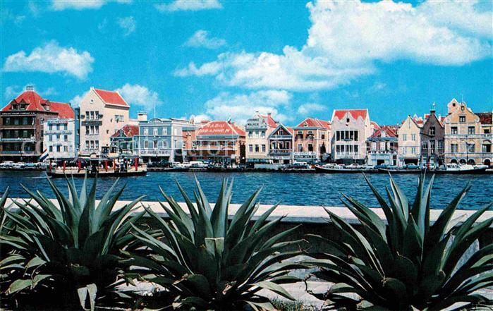 Curacao Niederlaendische Antillen Buildings lining waterfront typical old Dutch