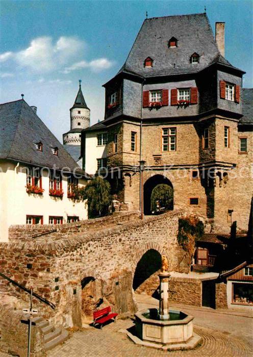 Idstein Loewenbrunnen Aufgang zum Schloss und Hexenturm