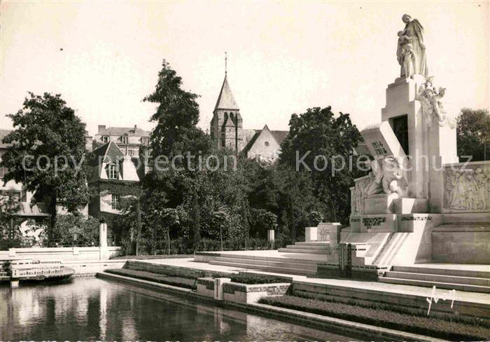 Vierzon Le monument aux morts