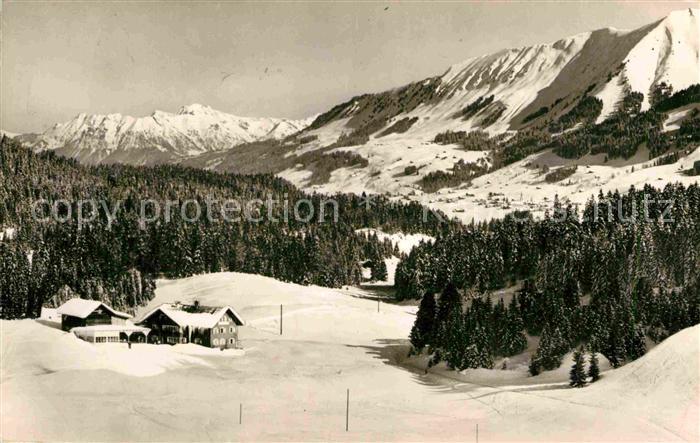 Hirschegg Kleinwalsertal Vorarlberg Jugendferienheim Haus Sonnblick Alpenpanoram