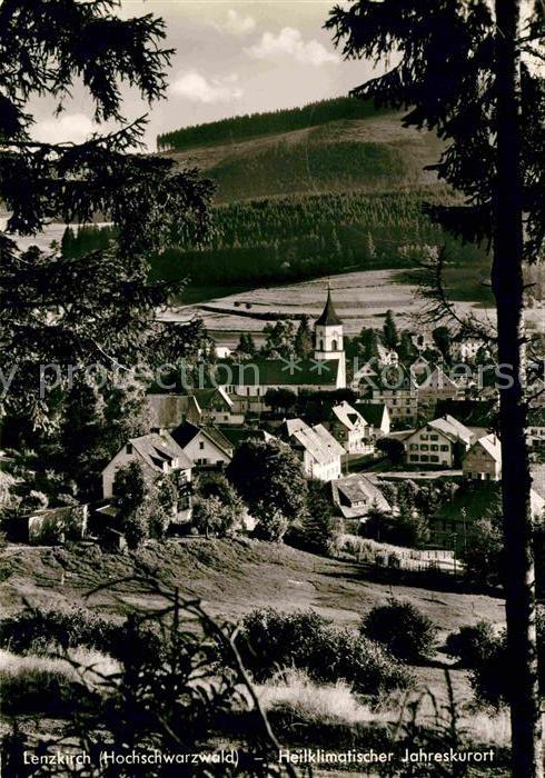 Lenzkirch Hochschwarzwald BW Ansicht vom Waldrand aus Kurort im Schwarzwald
