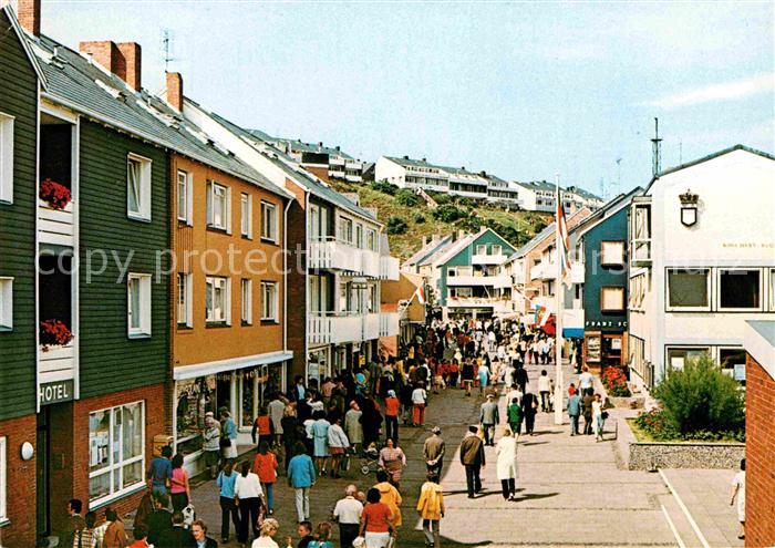 HELGOLAND Insel Schleswig-Holstein Hauptgeschaeftsstrasse Lung Wai