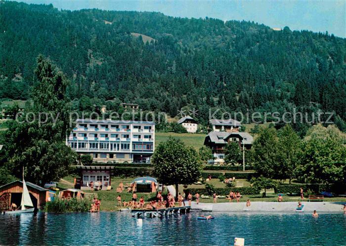 Steindorf Ossiacher See Seehotel Hoffmann Ansicht vom See aus Badestrand
