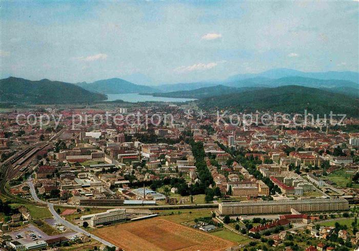 Klagenfurt Woerthersee Blick nach Westen Fliegeraufnahme
