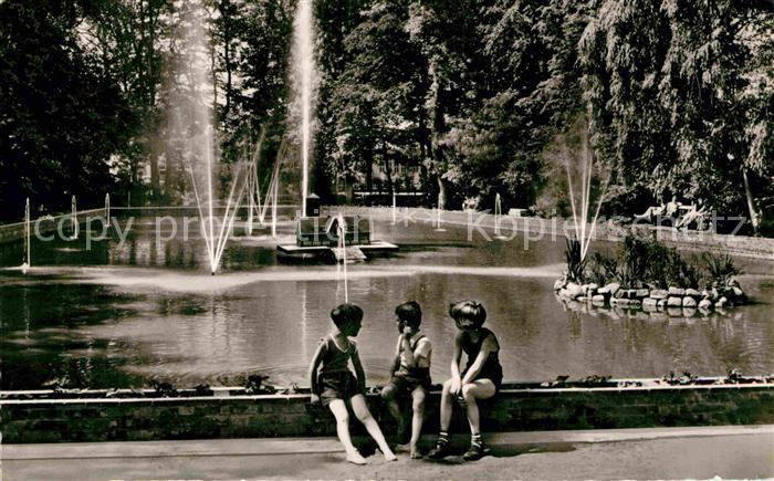 Heide Holstein Anlagen Brunnen Kinder