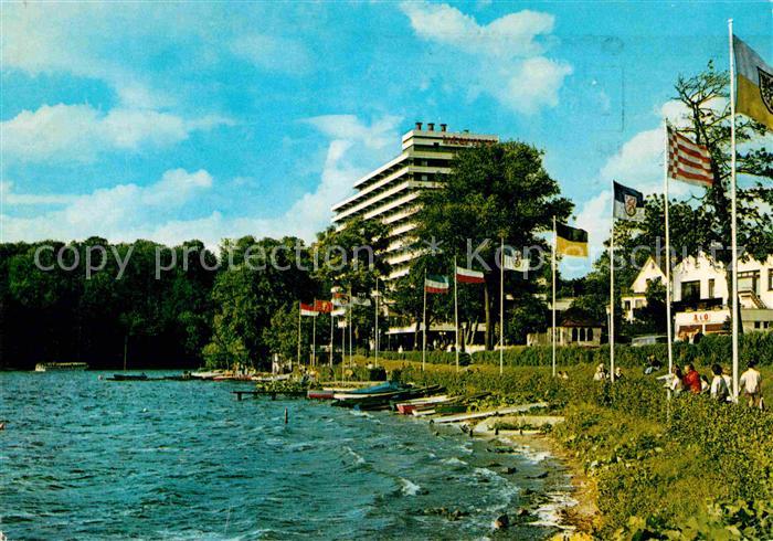 Malente-Gremsmuehlen Diekseepromenade und Hotel Intermar