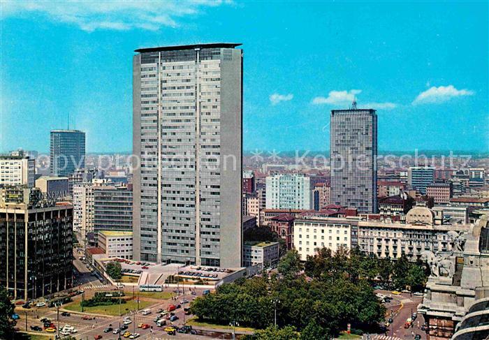 Milano Piazzale Duca d Aosta Grattacielo Pirelli