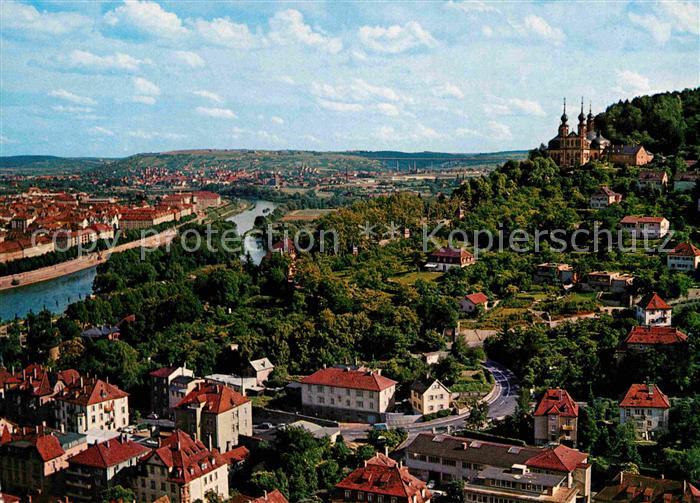 WueRZBURG Bayern Blick von der Festung Marienberg zum Maintal und Kaeppele