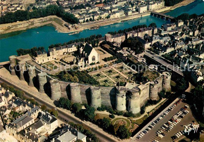 Angers Fliegeraufnahme Chàteau Stadtmauer