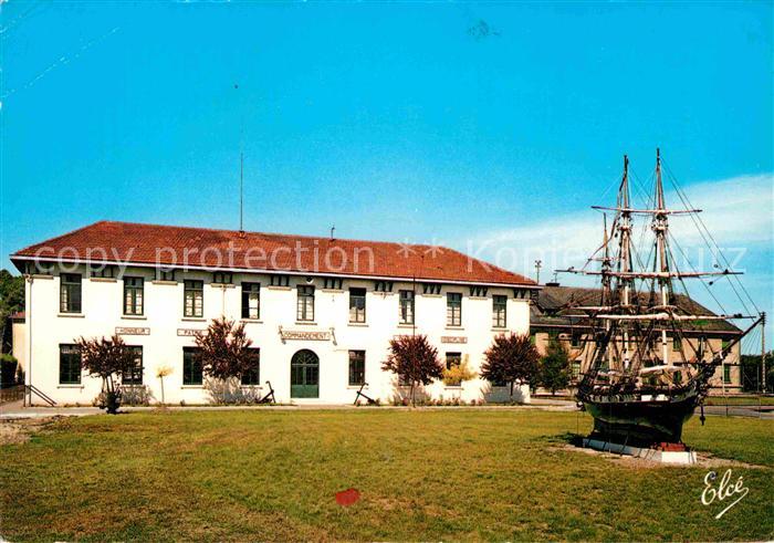 Hourtin Pavillon de Commandement et la Corvette