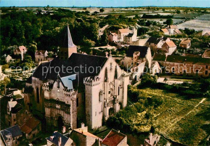 Candes-Saint-Martin Fliegeraufnahme Eglise