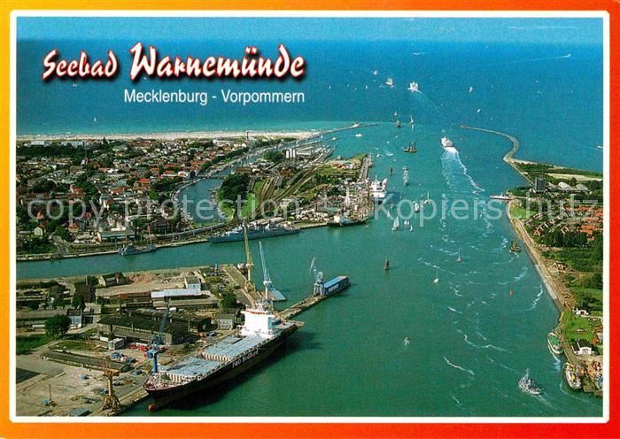 Warnemuende Ostseebad Fliegeraufnahme Hafeneinfahrt