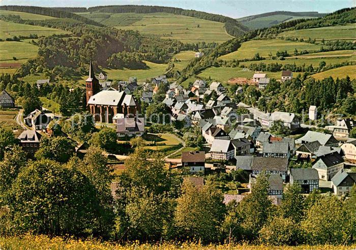 Zueschen Sauerland Panorama Kirche