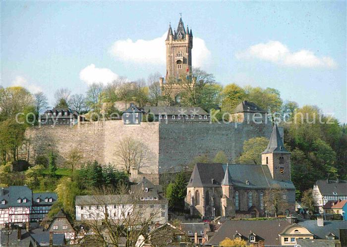 Dillenburg Schlossberg mit Wilhelmsturm Hohe Mauer und ev Stadtkirche