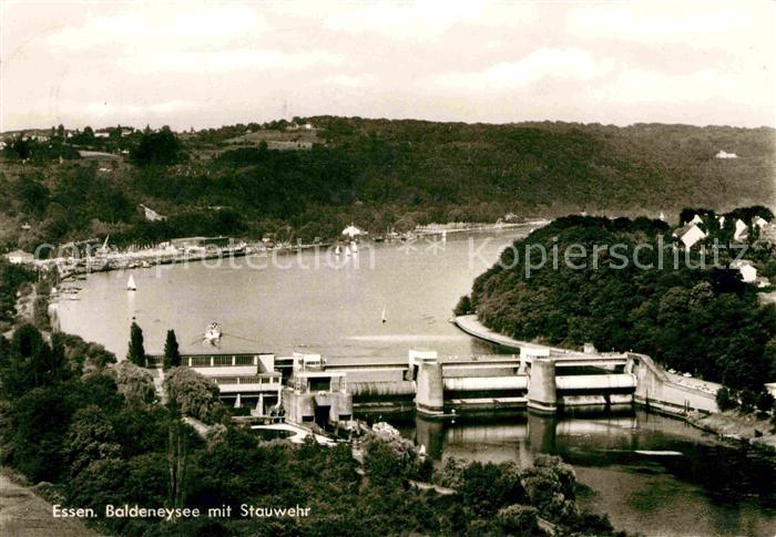 Essen Ruhr Baldeneysee mit Stauwehr