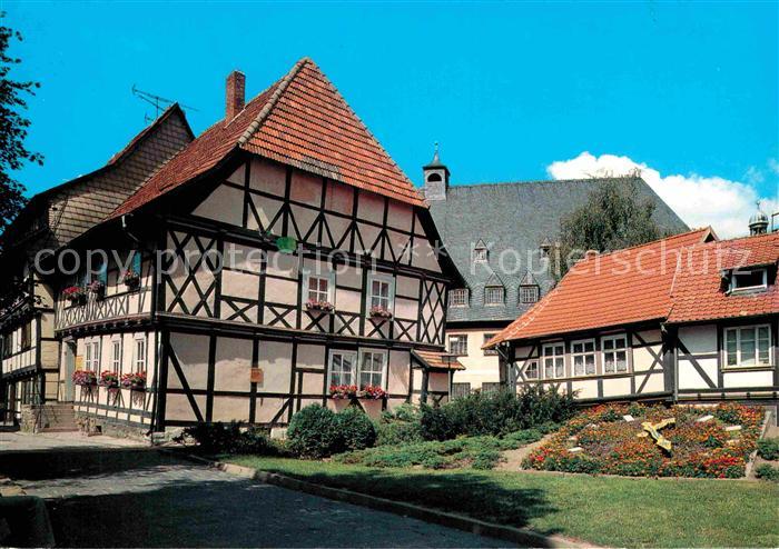 Wernigerode Harz Schiefes Haus mit Blumenuhr