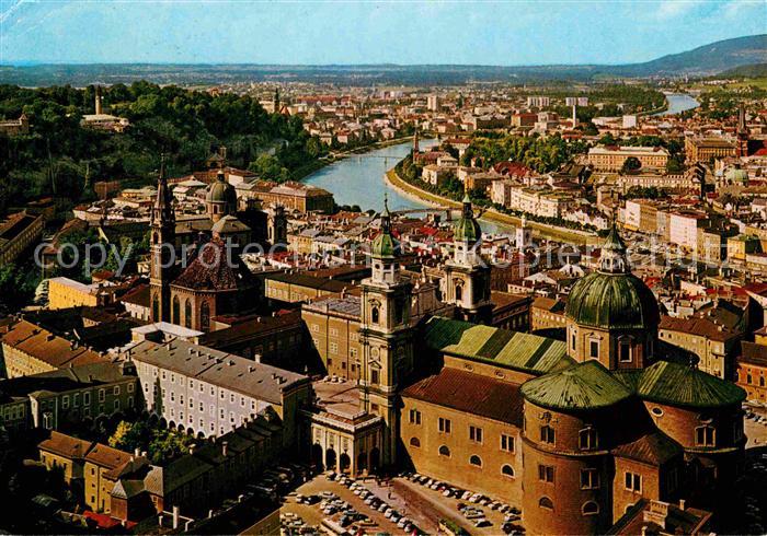 Salzburg Oesterreich Blick von der Burg