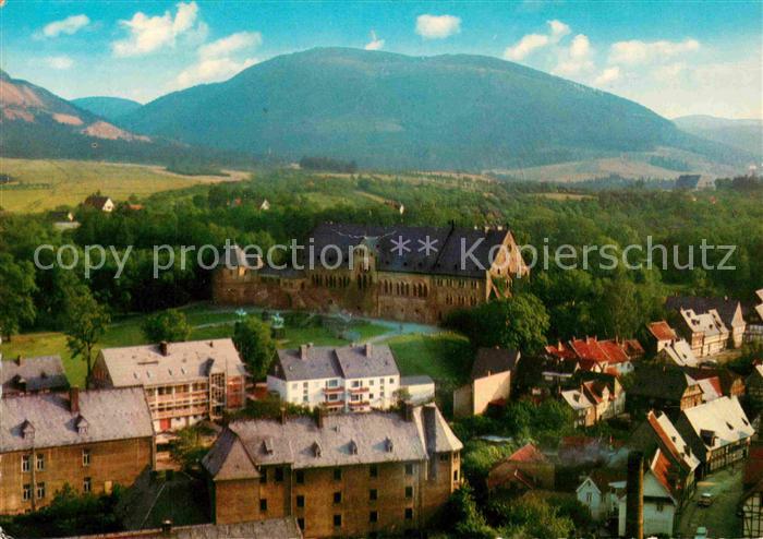 GOSLAR Harz Niedersachsen Blick von der Marktkirche auf die Kaiserpfalz