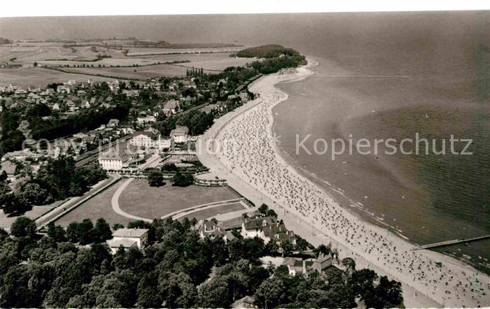 Travemuende Ostseebad Fliegeraufnahme mit Strand