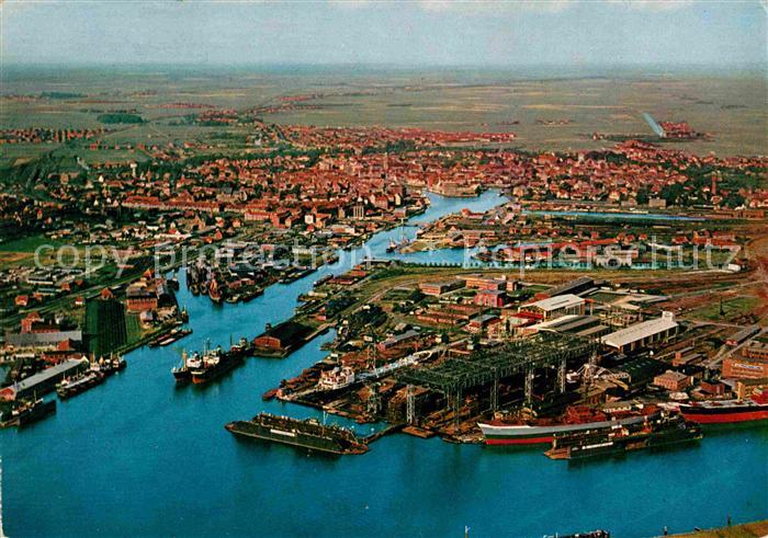 Emden Ostfriesland Fliegeraufnahme mit Hafen