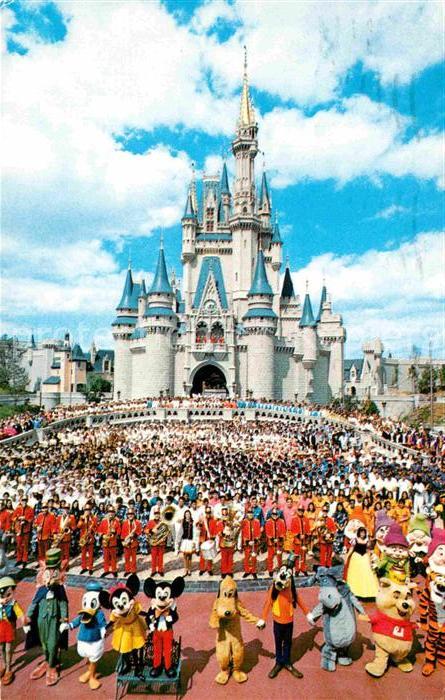 Walt Disney World Cinderella Castle Mickey Mouse Donald Duck Pluto